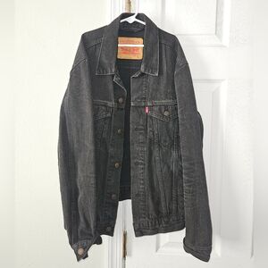 Levi'a Black Denim Jacket